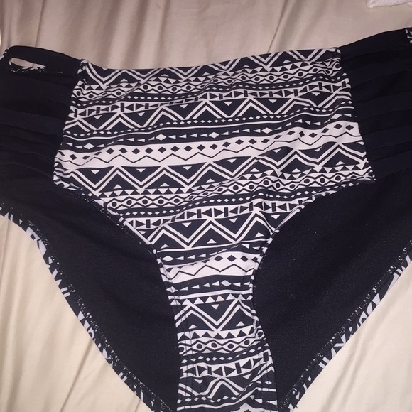 Rue 21 Bathing suit - Picture 2 of 3